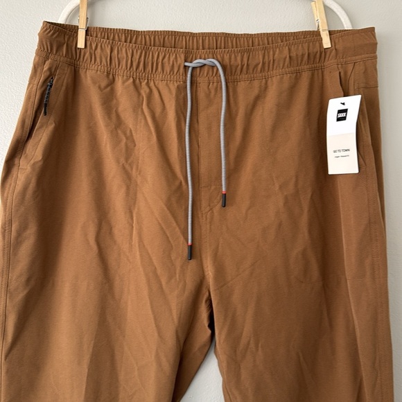 Saxx Go To Town Jogger - Toasted Coconut - Picture 2 of 7